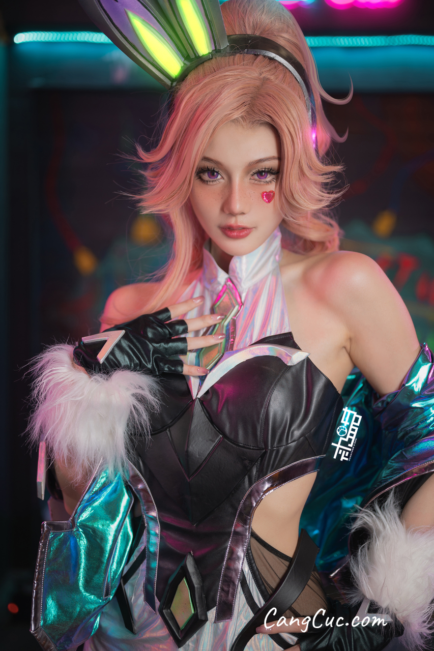 Coser@如月灰 - Battle Bunny Miss Fortune